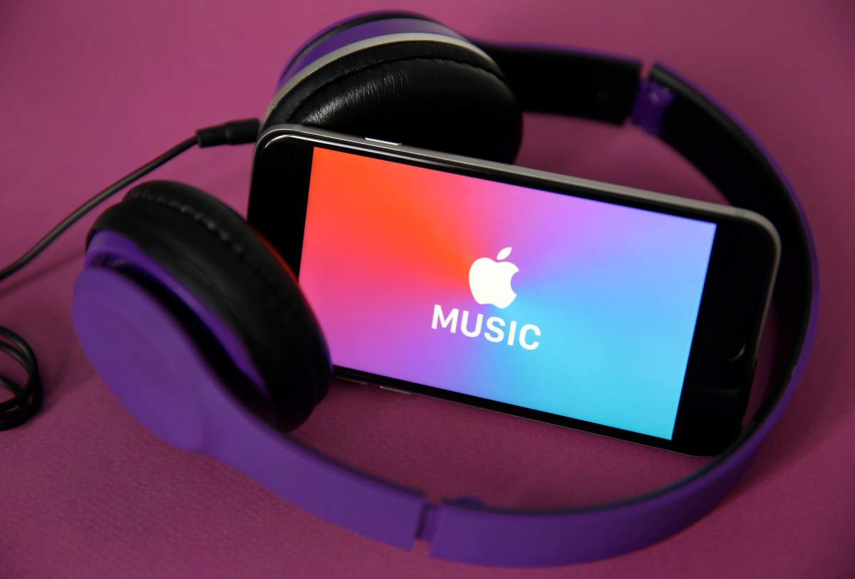تتكامل Apple Music مع أدوات الموسيقى للسماح لـ DJs بإنشاء مزيج باستخدام كتالوجها تتكامل Apple Music مع أدوات الموسيقى للسماح لـ DJs بإنشاء مزيج باستخدام كتالوجها