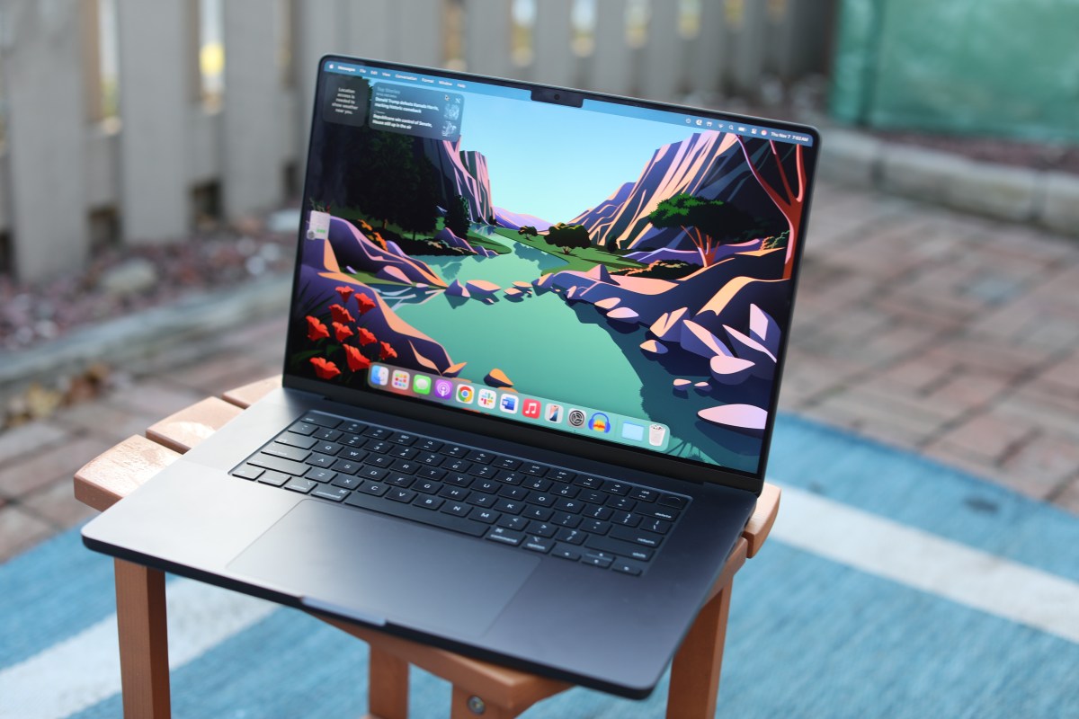 مراجعة Apple MacBook Pro مقاس 16 بوصة (M4 Pro): بديل قوي لسطح المكتب مراجعة Apple MacBook Pro مقاس 16 بوصة (M4 Pro): بديل قوي لسطح المكتب