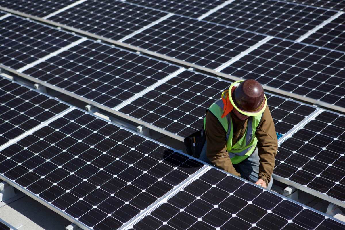 Meta to add 100MW of solar power from US gear Meta to add 100MW of solar power from US gear