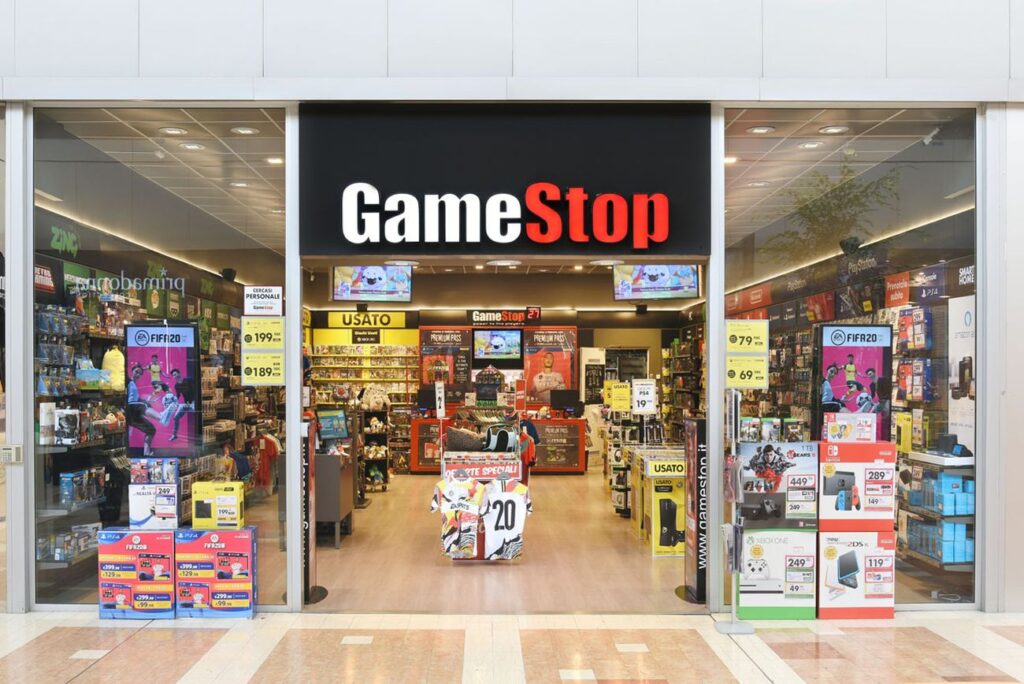 Gamestop: Ceo Cercasi. La Compagnia Cambia Rotta. 684_x_1024_jpg