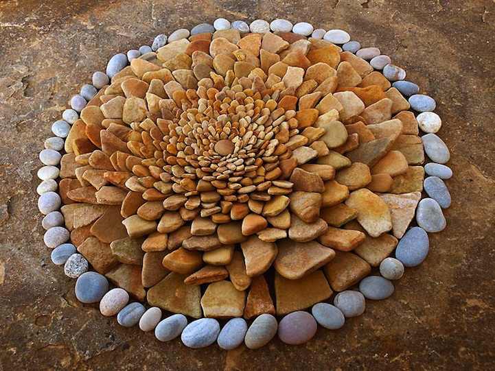 The Most 10 Amazing Land Art Designs By Dietmar Voorwold The Most 10 Of Everything
