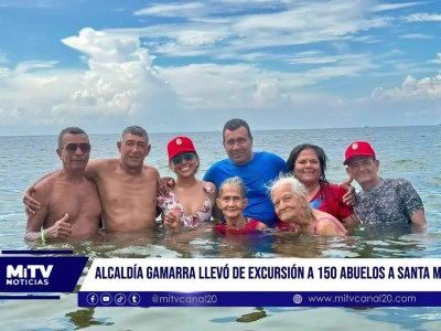 Abuelos de Gamarra conocen el mar en excursión inolvidable