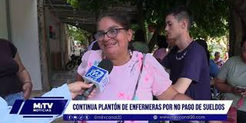 Continua platón de enfermas por no pago de sueldos