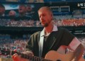 Justin Bieber canta canção de gratidão a Deus no 1º show de intervalo da final da Copa