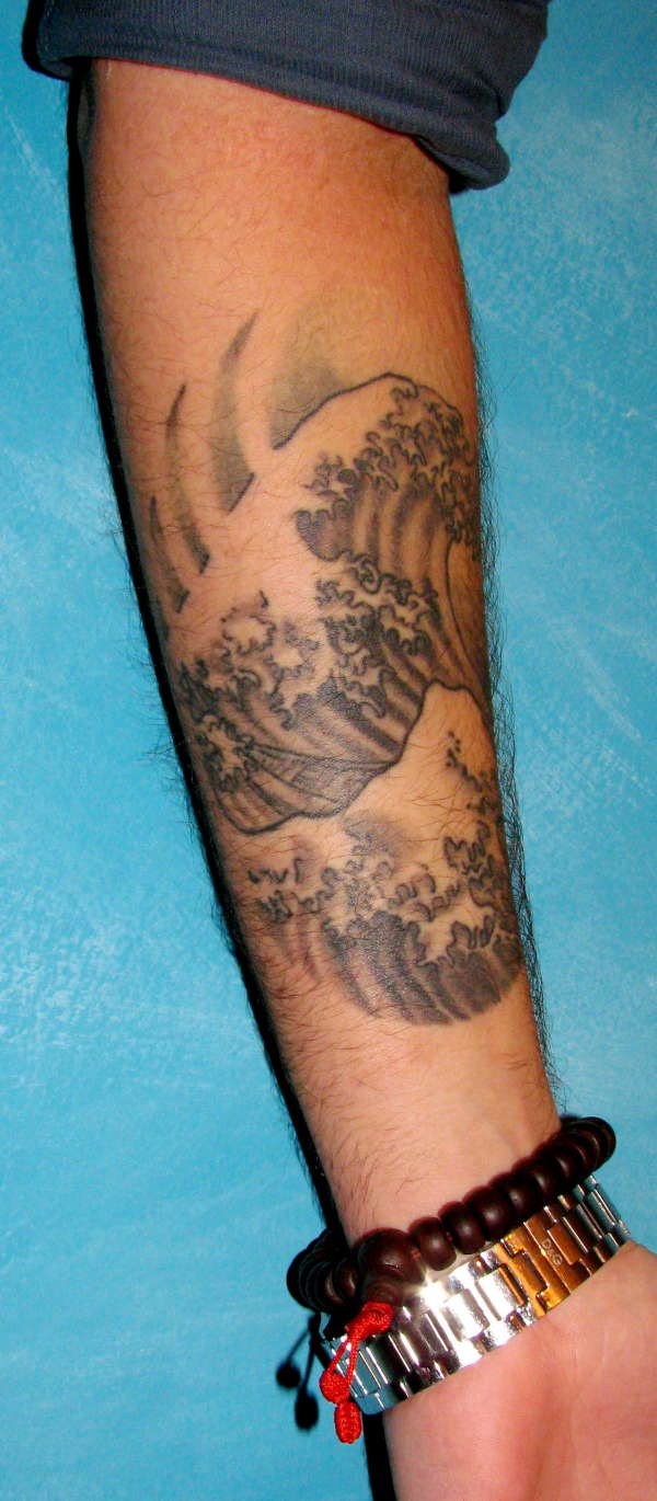 Grey Ink Waves Tattoo For Men Sleeve – Truetattoos 1370_x_600_jpg