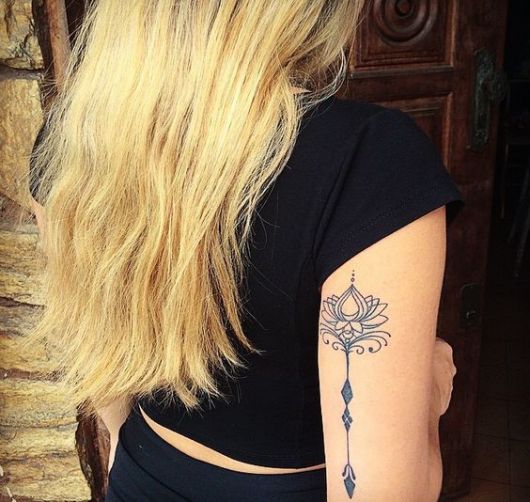 Tatuagem De Flecha: Significado, Variações E + De 60 Ideias E Fotos! 502_x_530_jpg