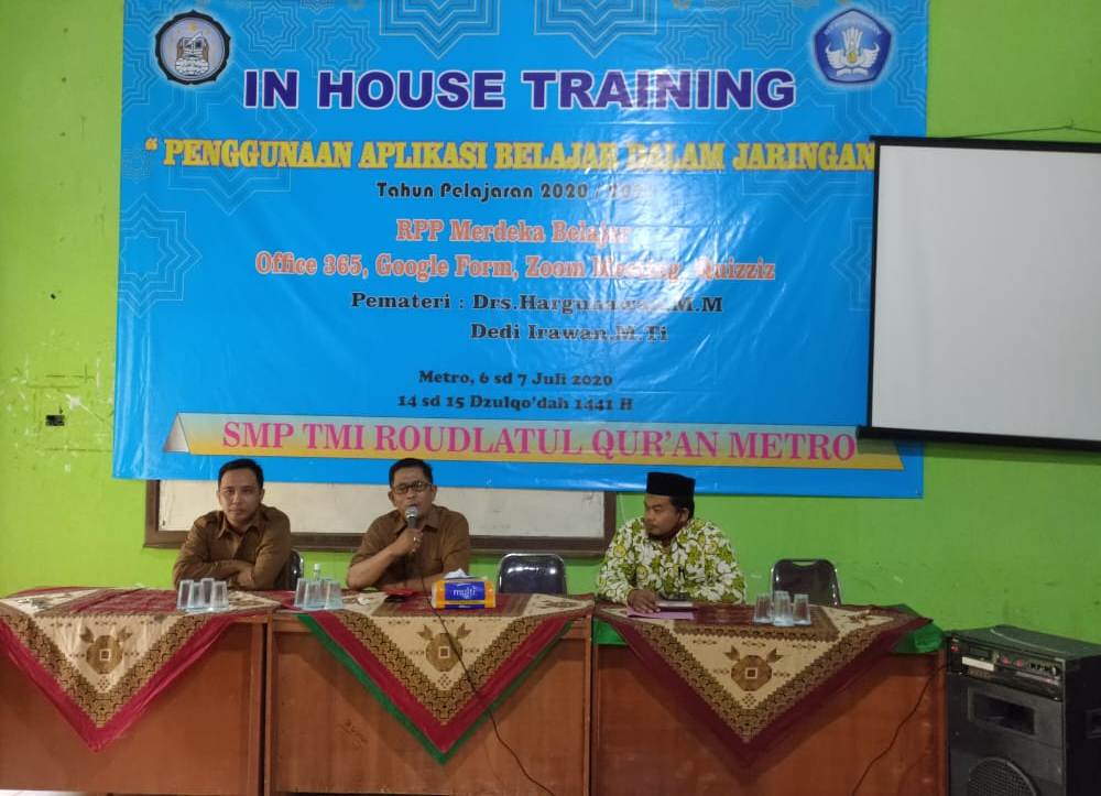 Dosen Fikom UM Metro Adakan Pengabdian Kepada Masyarakat Berbasis Sistem  Informasi Dalam Menghadapi masa Pandemi Covid-19 | Universitas Muhammadiyah  Metro