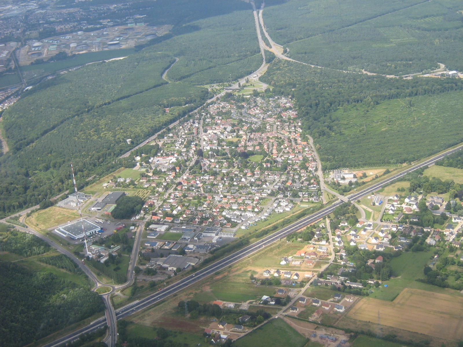 Grand-Couronne — Wikipédia
