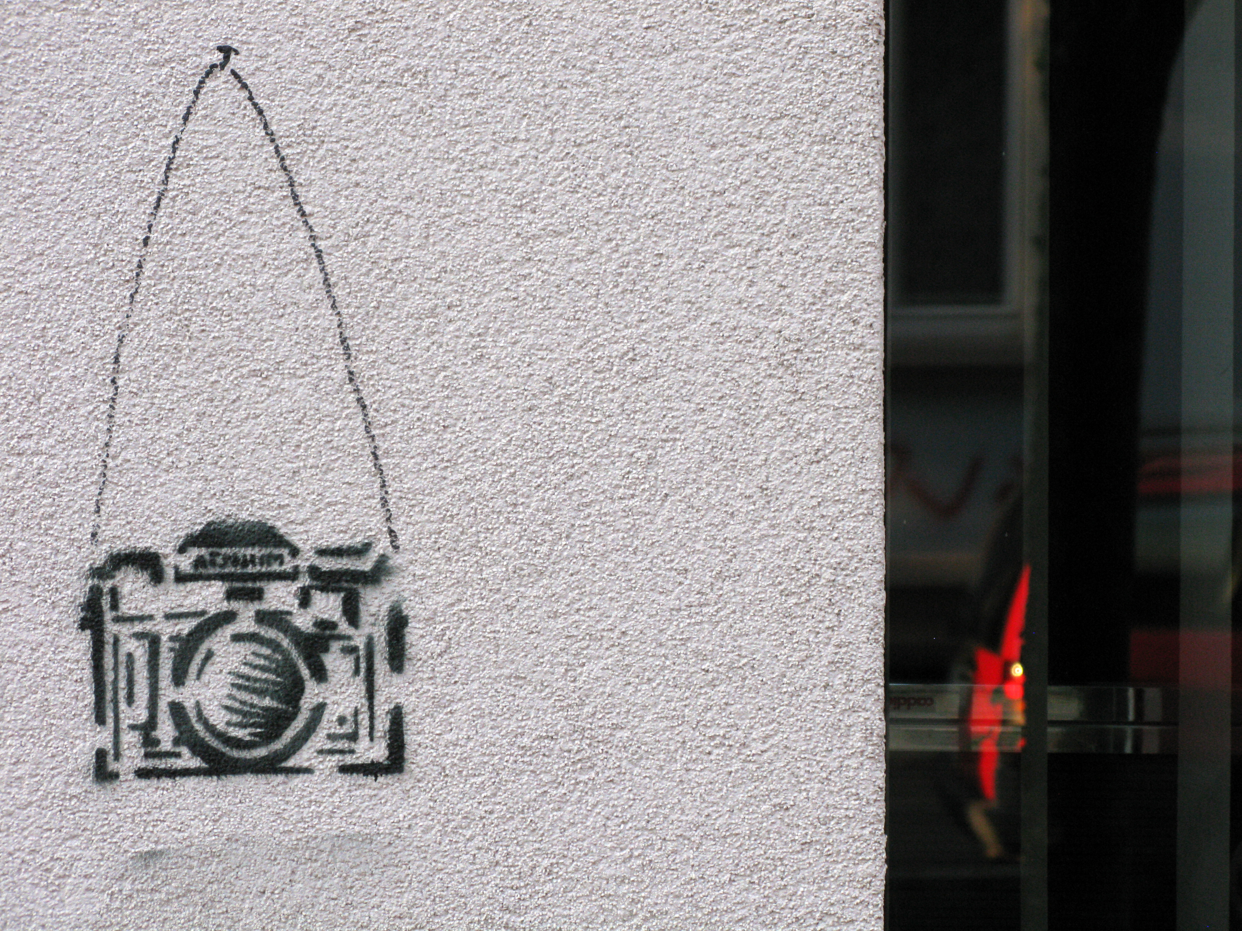 File Camera Stencil Graffiti Jpg Wikimedia Commons