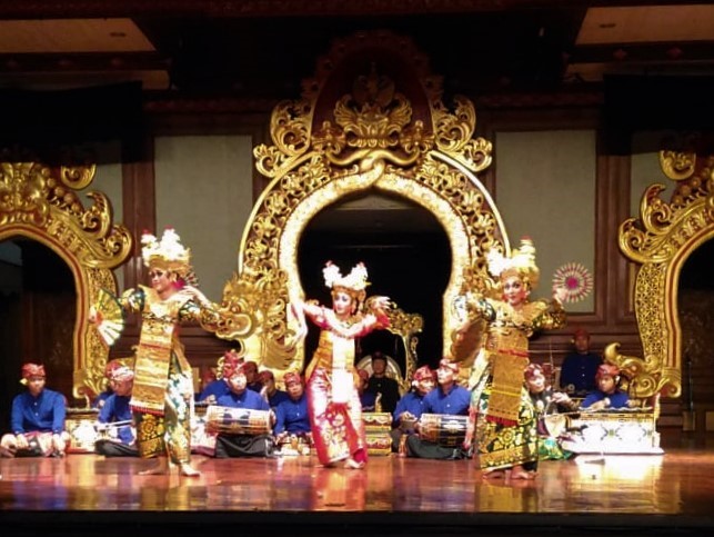 Berbagai Jenis Tari Legong – URVASU