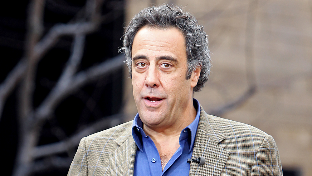 ‘Everybody Loves Raymond’ Star Brad Garrett Says the Sitcom Will ‘Never’ Be Rebooted: ‘There Is No Show Without the Parents’