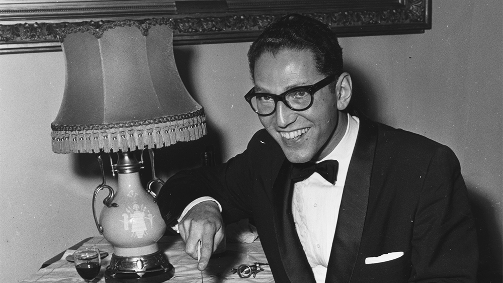 Tom Lehrer, Influential Satirist Whose Topical Songs Poked and Prodded America in the ’50s and ’60s, Dies at 97