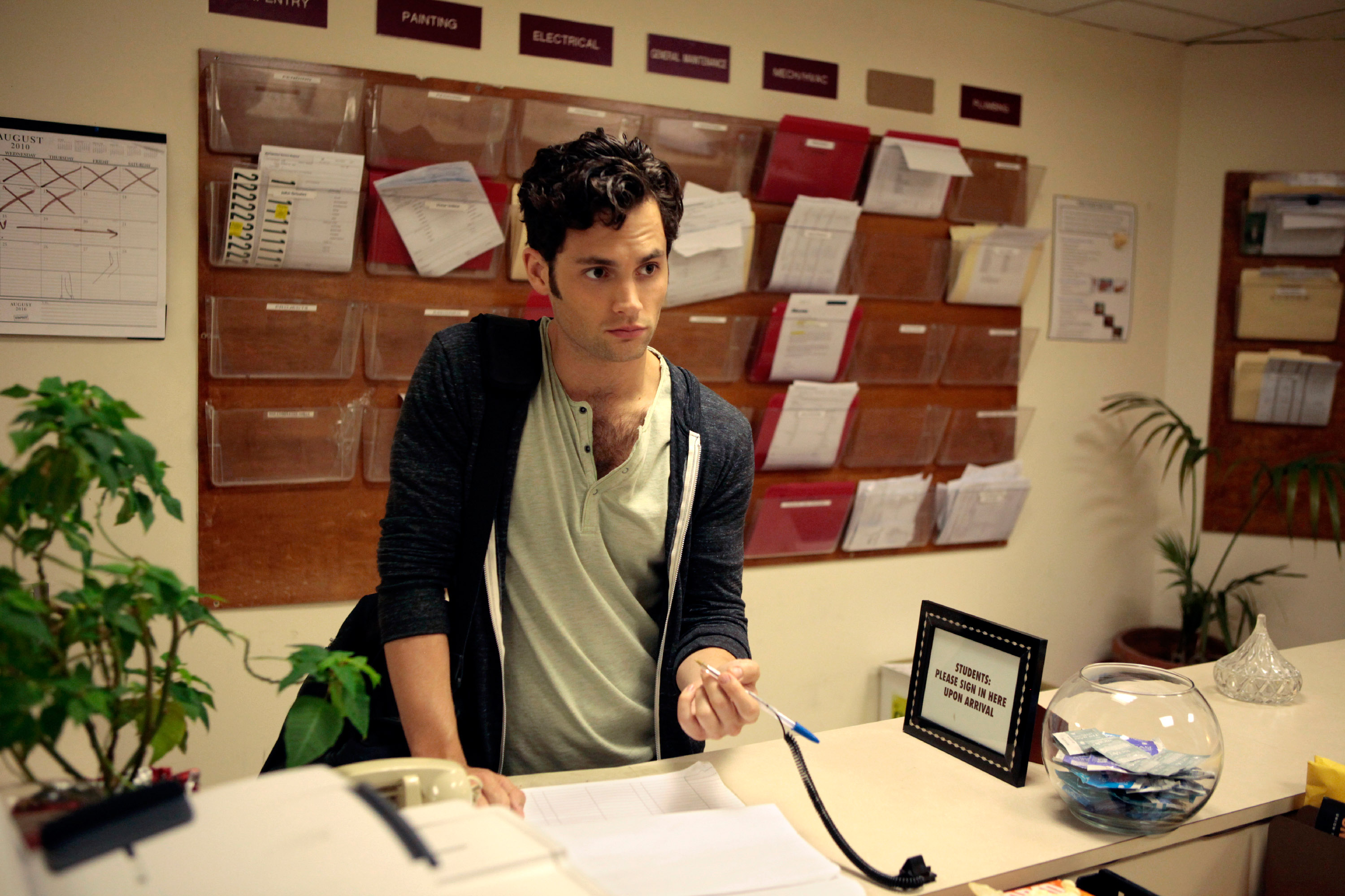 Penn Badgley Says It Was a ‘Struggle’ to ‘Differentiate’ Himself From His ‘Gossip Girl’ Character: ‘I Didn’t Have the Emotional Maturity’