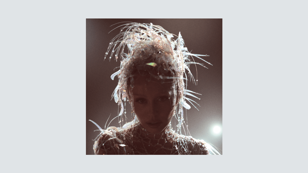 Хөгжимд шинэ өнгө нэмсэн Майли Сайрус : ‘Something Beautiful’ цомгийн шүүмж