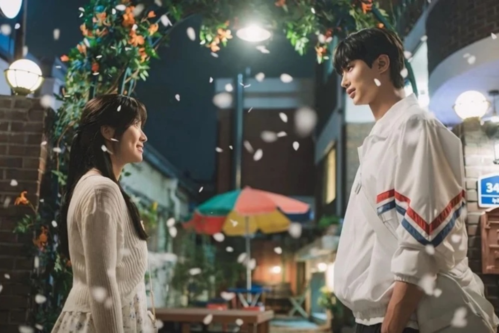 CJ ENM Expands Into India With Amazon MX Player K-Drama Deal