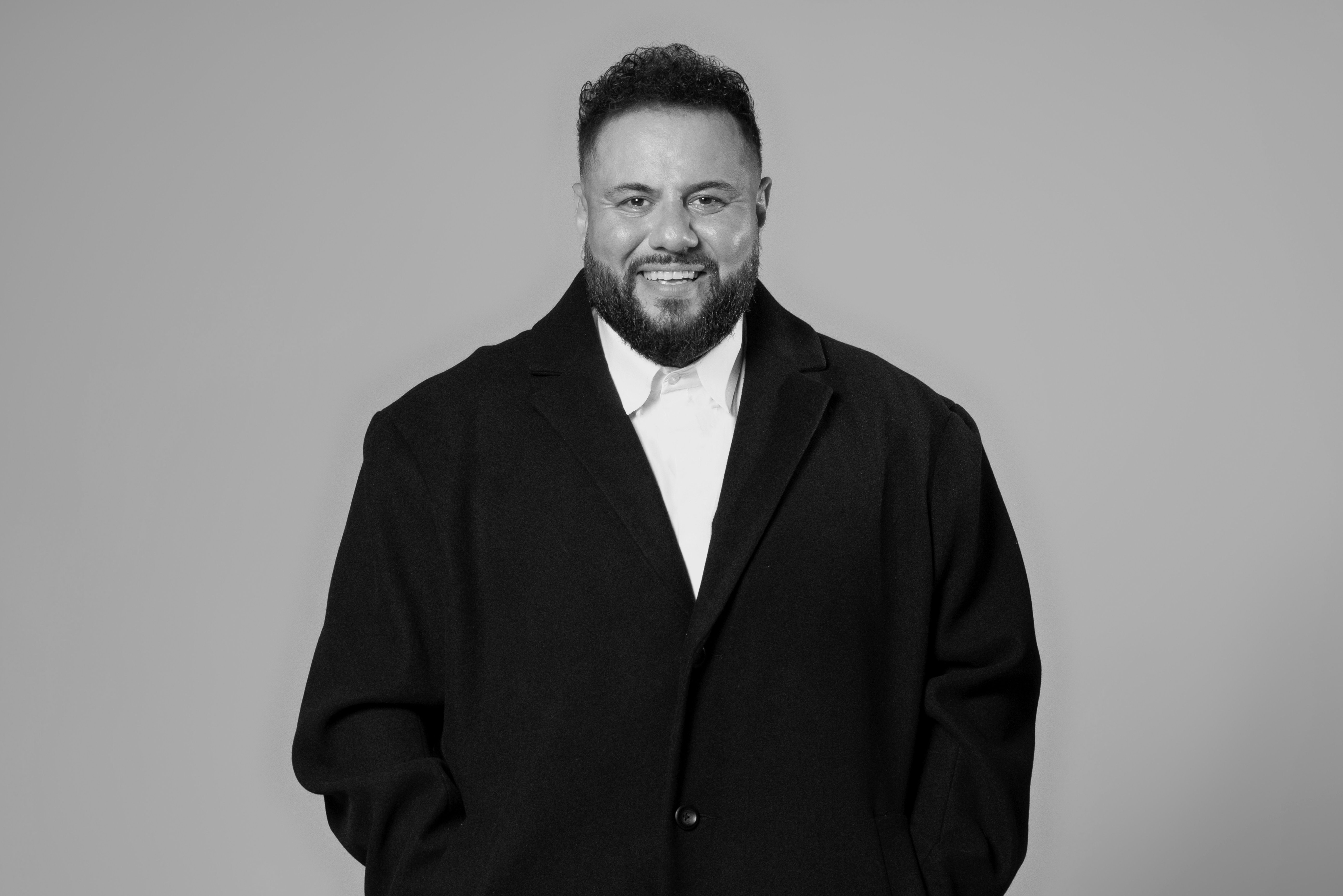 El comediante Mo Amer será el anfitrión de la 86ª edición anual de los premios Peabody