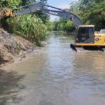 Manaus realiza nova etapa de limpeza e desassoreamento de igarapés