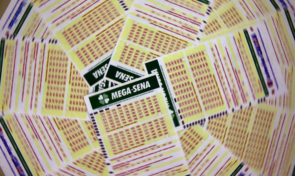 Mega-Sena,mega sena,megasena,concurso 2.420 da Mega-Sena,sorteio mega-sena,loteria,resultado megasena,resultado mega sena,resultado mega-sena