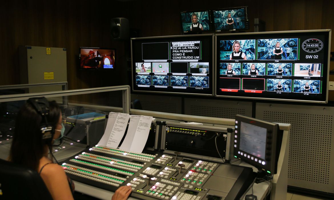 programação tv brasil