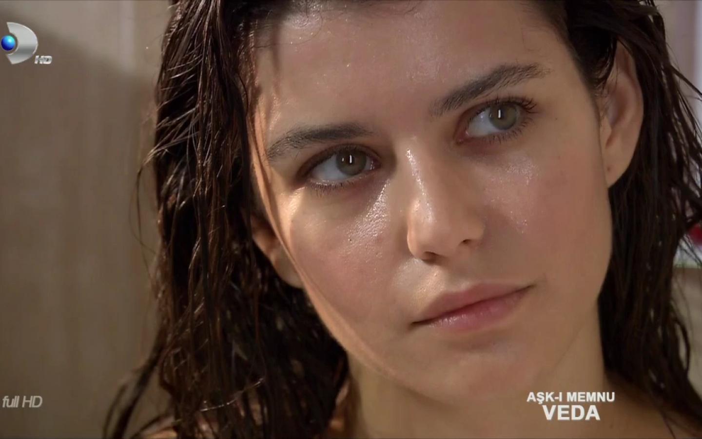 Beren saat nude