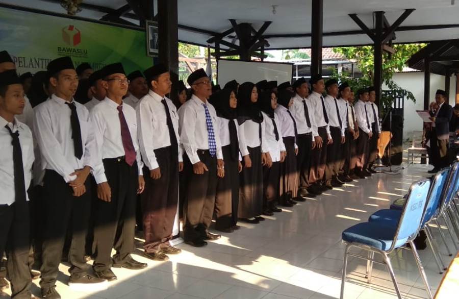 Pengawas TPS di Kota Tegal Dilantik, Ini Tugas-tugasnya –  http://wartabahari.com