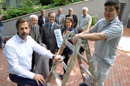 Handwerks Fluchtlingsprojekt Tragt Erste Fruchte