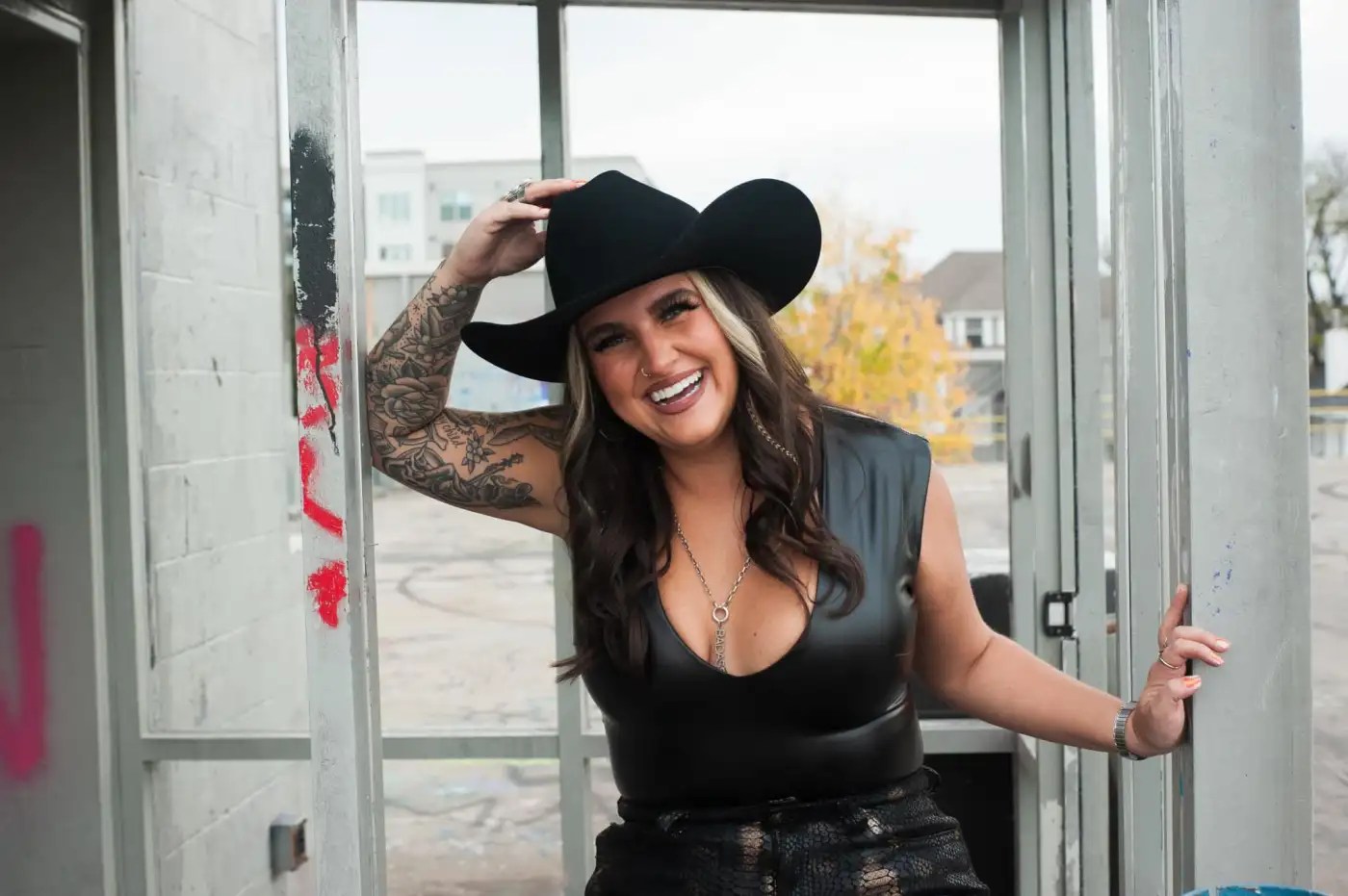 Taylor Austin Dye: Wiki, Bio, Age, Husband, Net Worth, Songs Austin taylor onlyfans