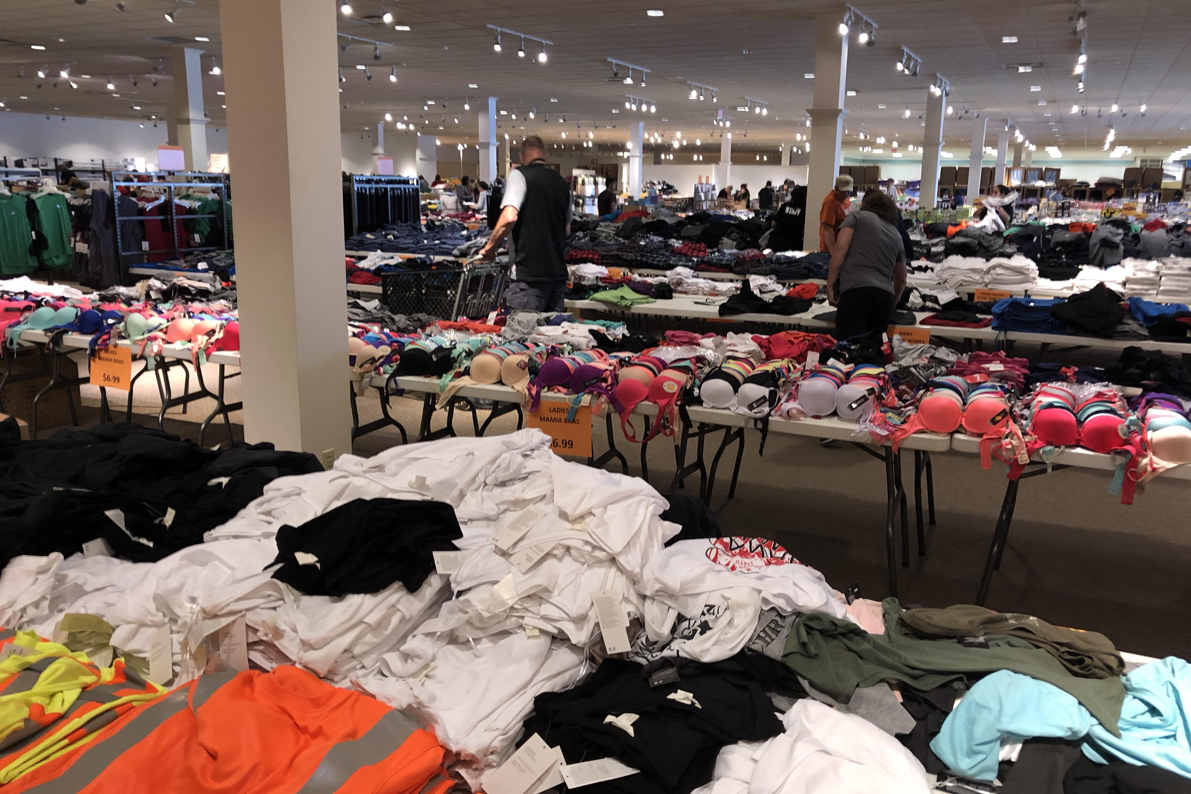 Brands Gone Wild Opens Just In Time For Back To School Shopping - Brands Gone Wild