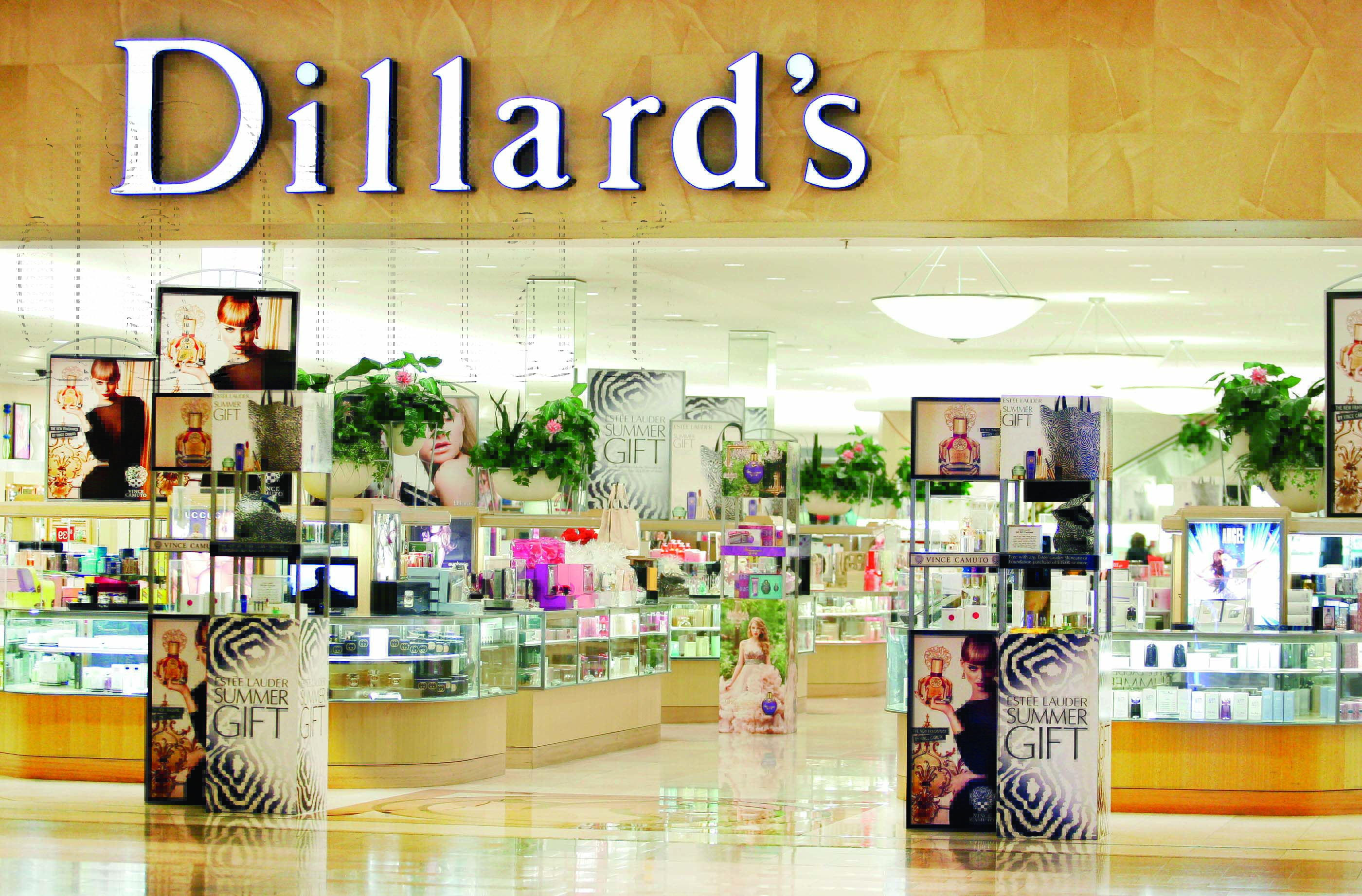 Dillard’s Income, Sales Dip in Q4, Year, but Retailer Still Beat Expectations