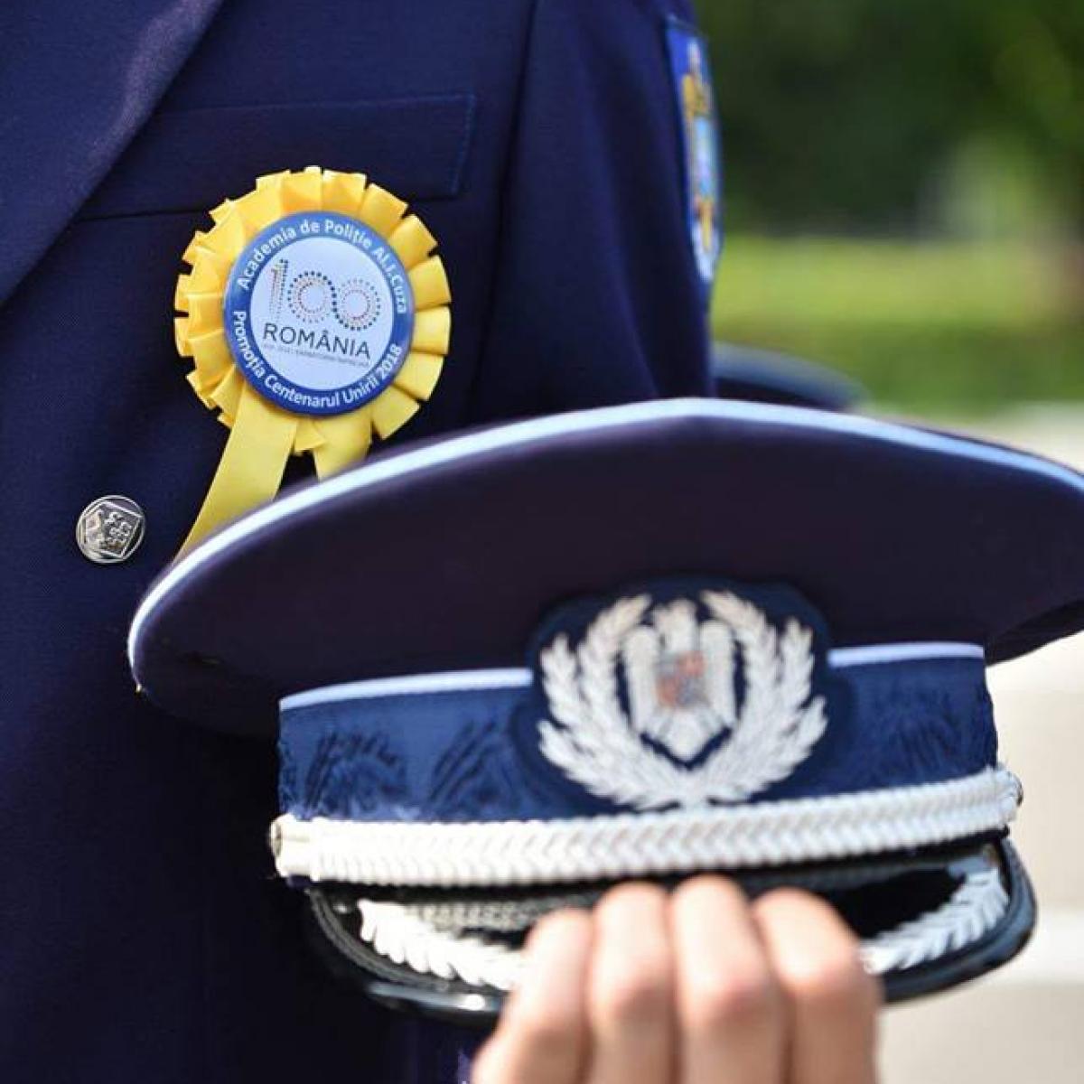 Frustrant SubvenÅ£ie Uman InsignÄ De Politie Igbaglostersusa Com