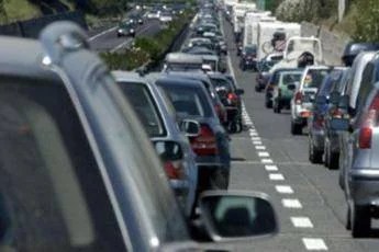 Come scappare dall’inferno delle autostrade senza diventare pazzi del volante Come scappare dall’inferno delle autostrade senza diventare pazzi del volante