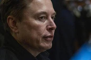 Musk e il destino di Tesla: investitori preoccupati per un CEO sempre più incerto? Musk e il destino di Tesla: investitori preoccupati per un CEO sempre più incerto?
