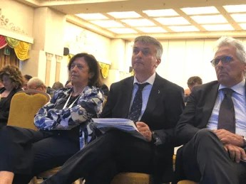 I biglietti aumentano, perché mai il sistema dovrebbe funzionare? I biglietti aumentano, perché mai il sistema dovrebbe funzionare?