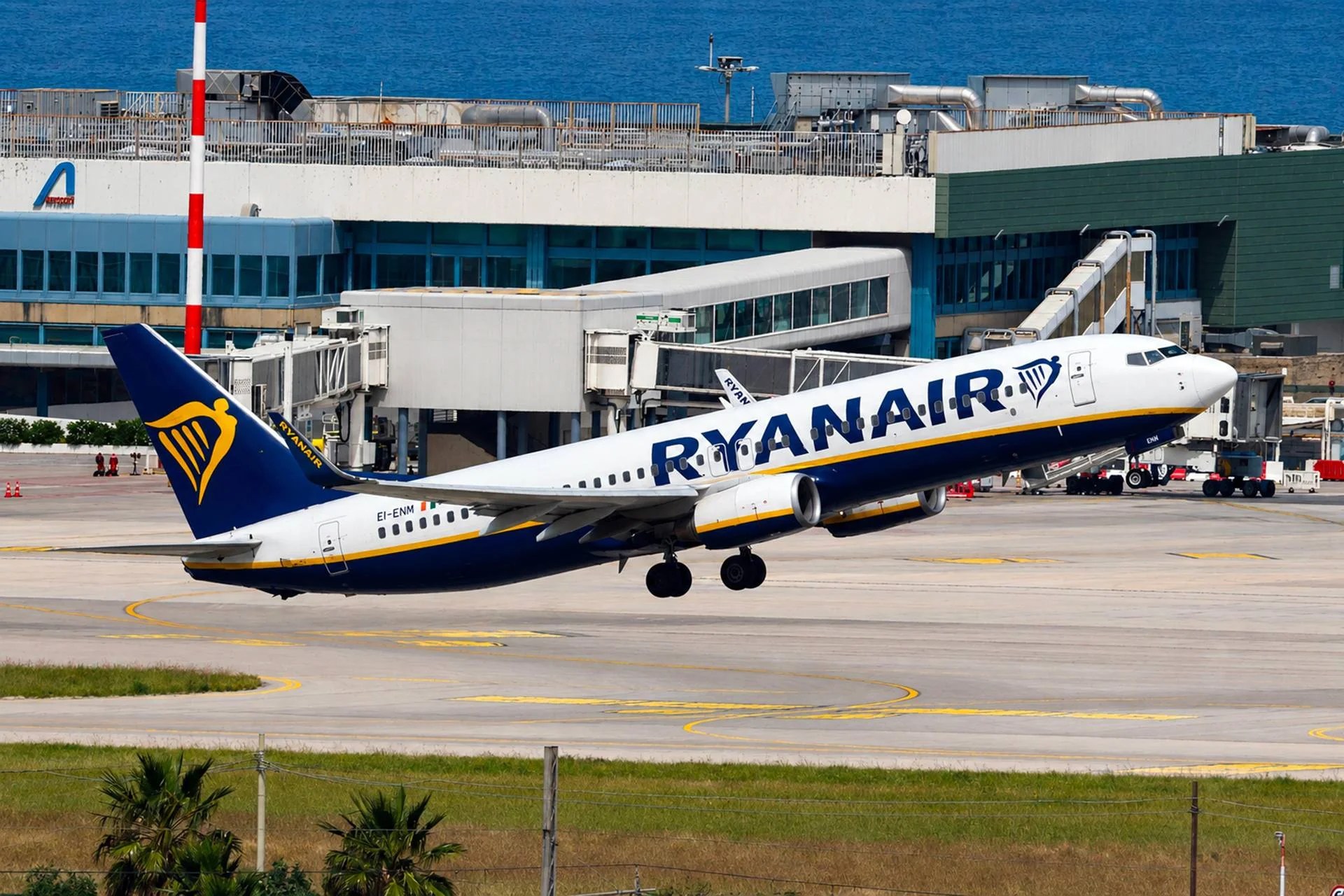 passeggeri record e voli garantiti passeggeri record e voli garantiti