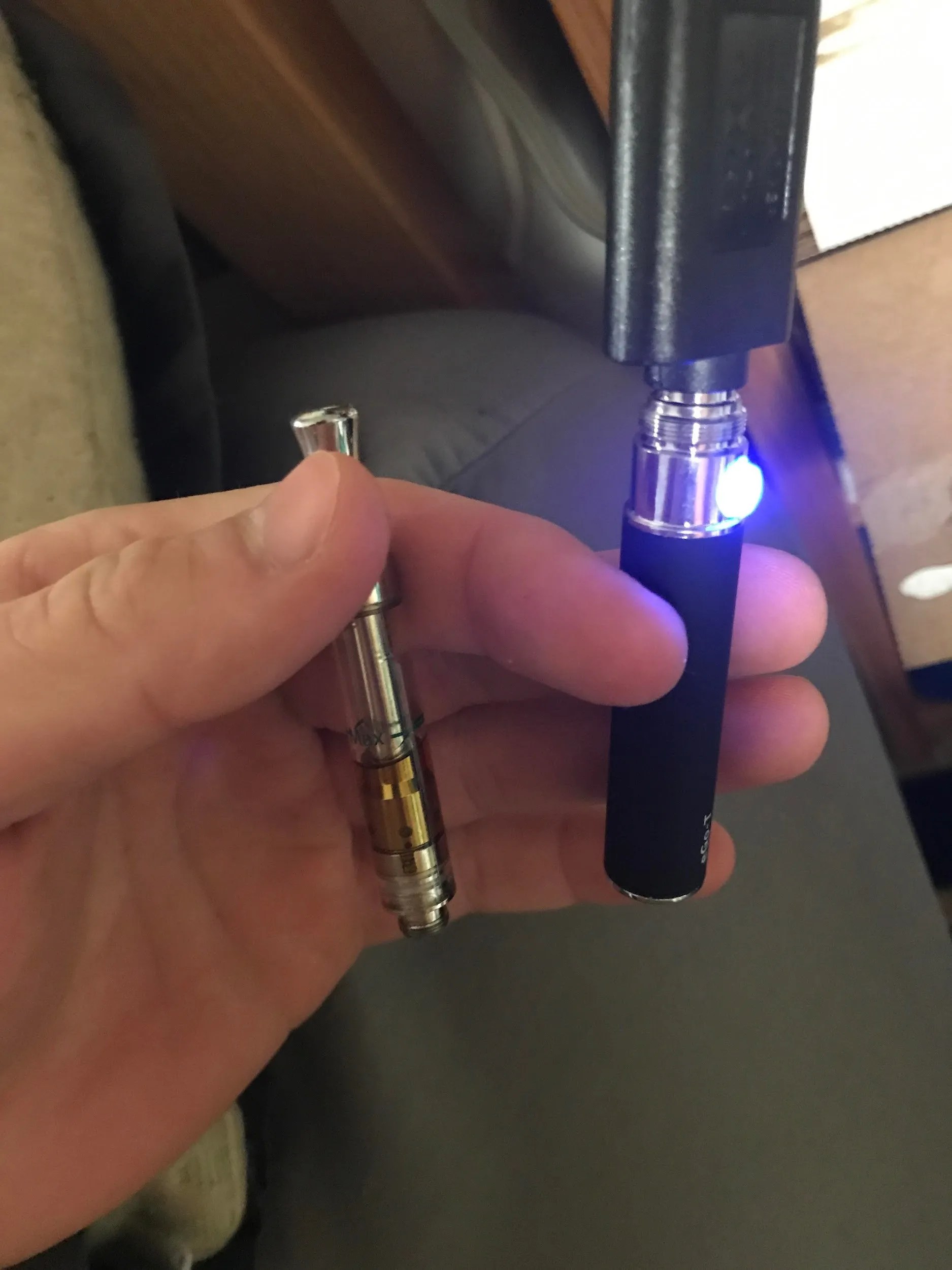 Vape Pen Blinking 3 Times How To Fix