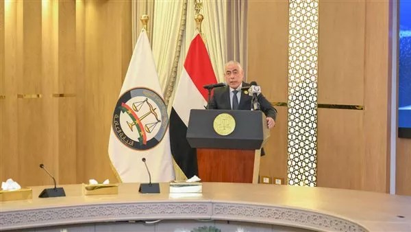 النيابة العامة تُسلم 1.2 طن سبائك فضية إلى وزارة المالية النيابة العامة تُسلم 1.2 طن سبائك فضية إلى وزارة المالية