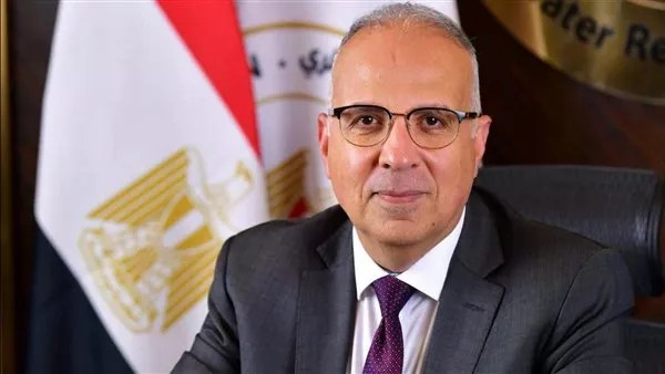 وزير «الري» يتابع تنفيذ المرحلة الثالثة من مشروع تأهيل قناطر إدفينا وزير «الري» يتابع تنفيذ المرحلة الثالثة من مشروع تأهيل قناطر إدفينا
