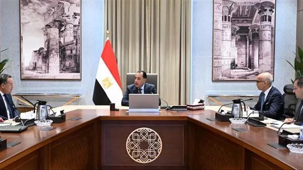 مدبولي يتابع جهود إنشاء أول حرم دولي لجامعة إكستر البريطانية في مصر مدبولي يتابع جهود إنشاء أول حرم دولي لجامعة إكستر البريطانية في مصر