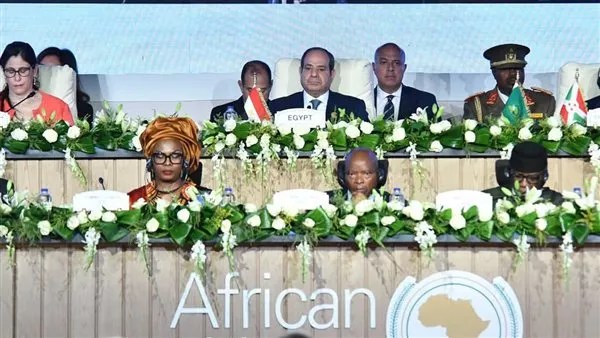 السيسي يشارك في الجلسة الافتتاحية للاجتماع التنسيقي الثامن لمنتصف العام للاتحاد الأفريقي السيسي يشارك في الجلسة الافتتاحية للاجتماع التنسيقي الثامن لمنتصف العام للاتحاد الأفريقي