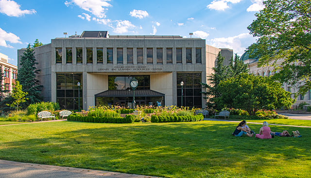 AU Emerging Global Leader Scholarship at American University, USA