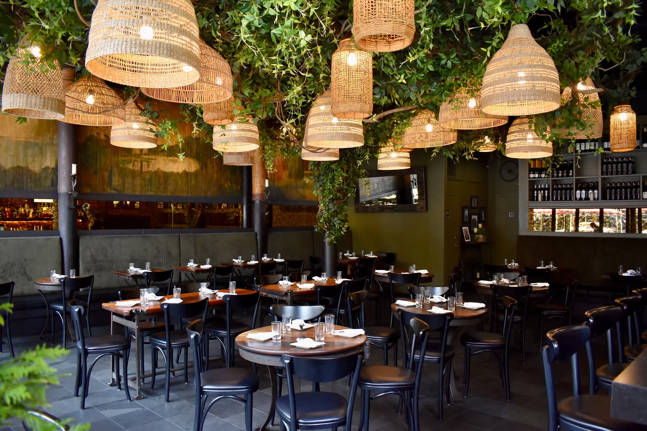 Bella Luna: A Classic Upper West Side Restaurant