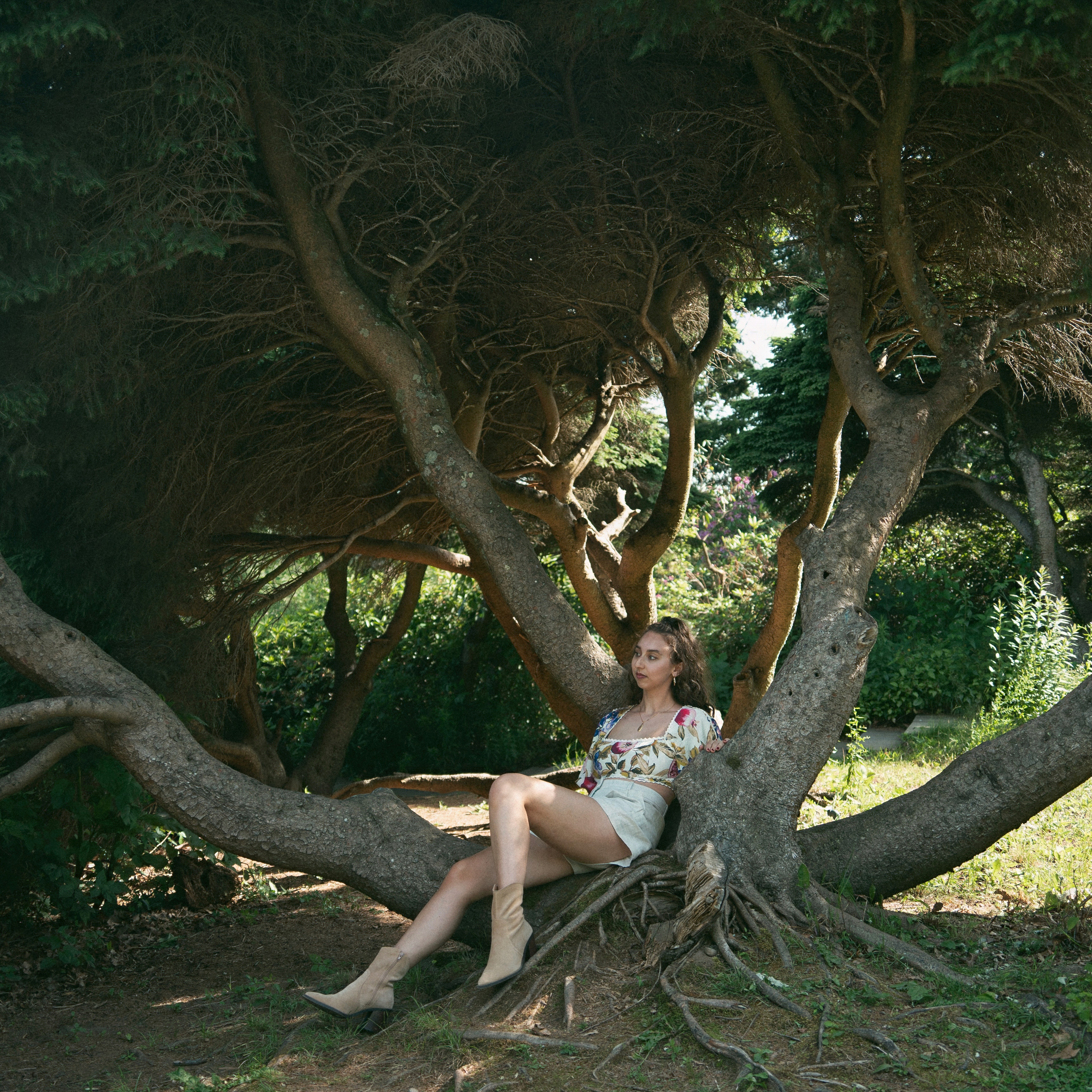 Isabelle Gitlin Demands Full Surrender with Primal-Funk-Infused Pop in ‘Feel My Soul’ –