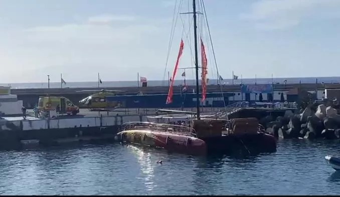 Man in critical condition after being struck by a boat propeller in Tenerife