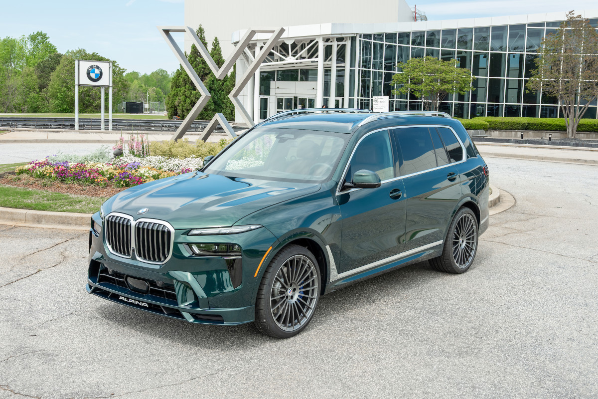 BMW feiert sieben Millionen in den USA hergestellte Fahrzeuge mit dem speziellen Alpina XB7