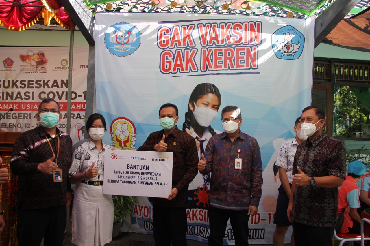 Dukung Program Percepatan Vaksinasi, Sekda Dewa Indra Targetkan 1 Sekolah  Tuntaskan Layanan Vaksinasi Anak 12-17 Tahun Dalam 2 Hari. - Pemerintah  Provinsi Bali