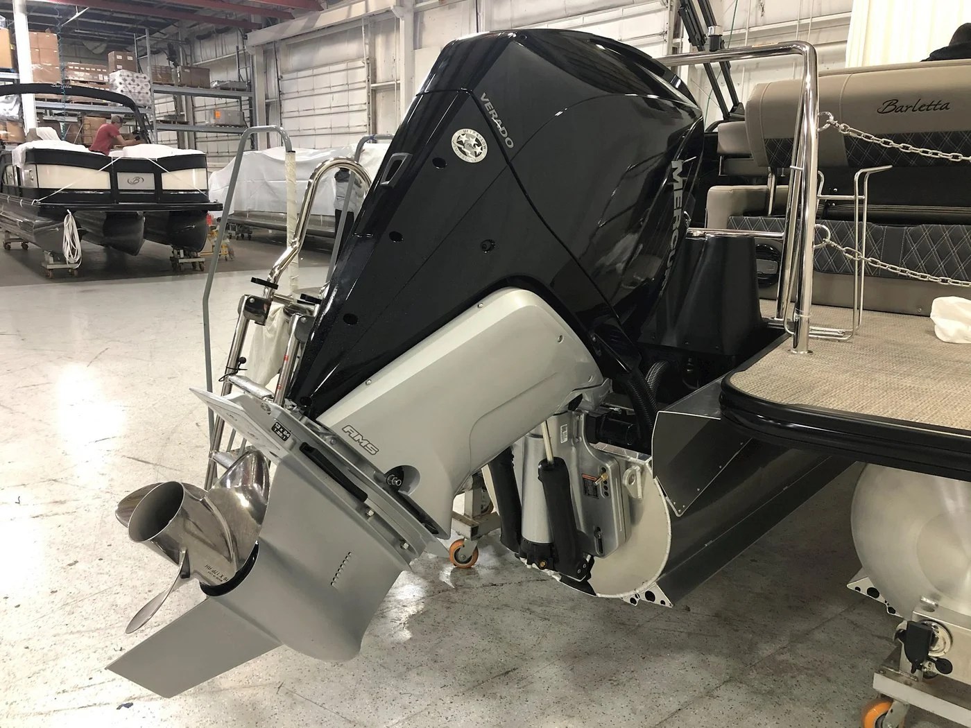 Pontoon boat propeller