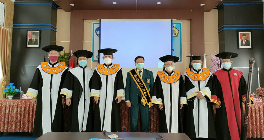 Sidang Promosi Doktor, Disertasi Darwis Kaji Penjaminan Mutu di Poltekkes  Kemenkes | Terangbenderang