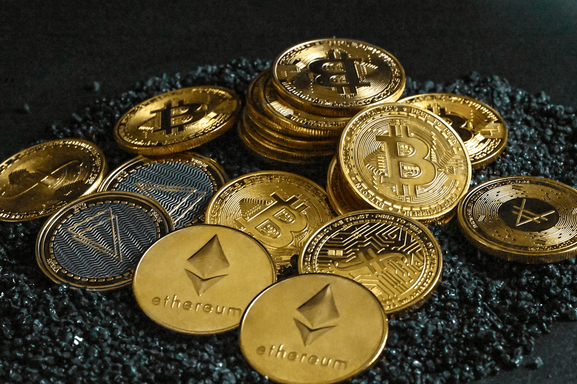 Top Performing Crypto Gains Traction as BlockDAG, Render, Polygon, and Polkadot Drive Market Focus 14 3 166