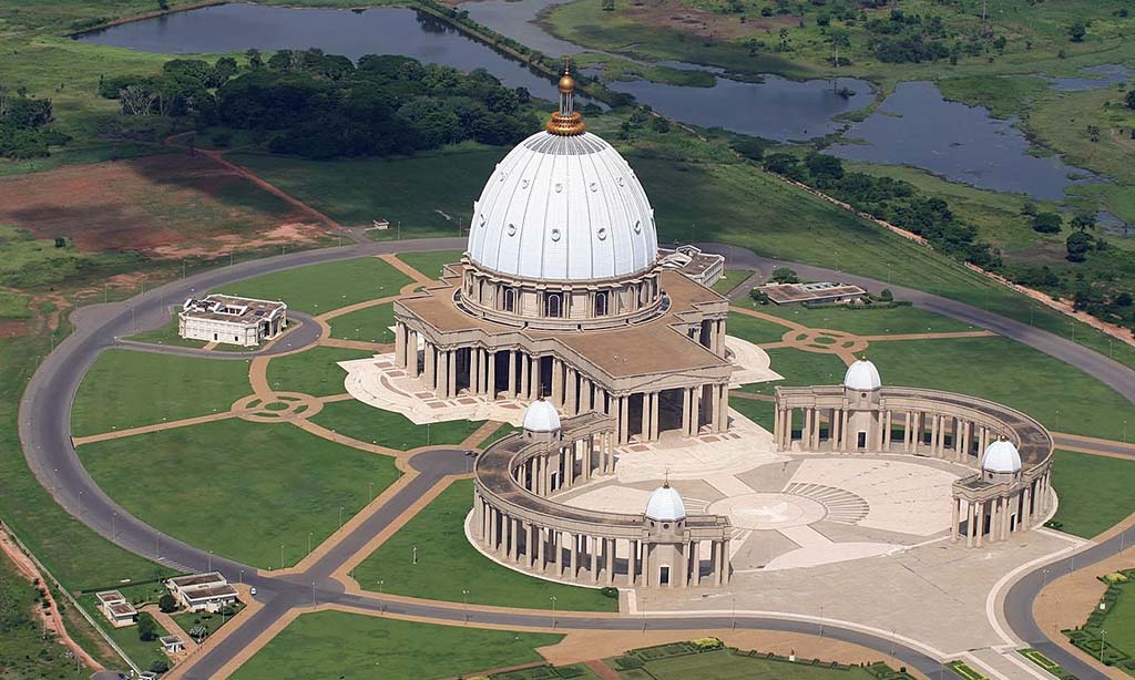 10 Amazing Things to Do Year-Round in Yamoussoukro Ivory Coast for Culture Faith and City Escapes