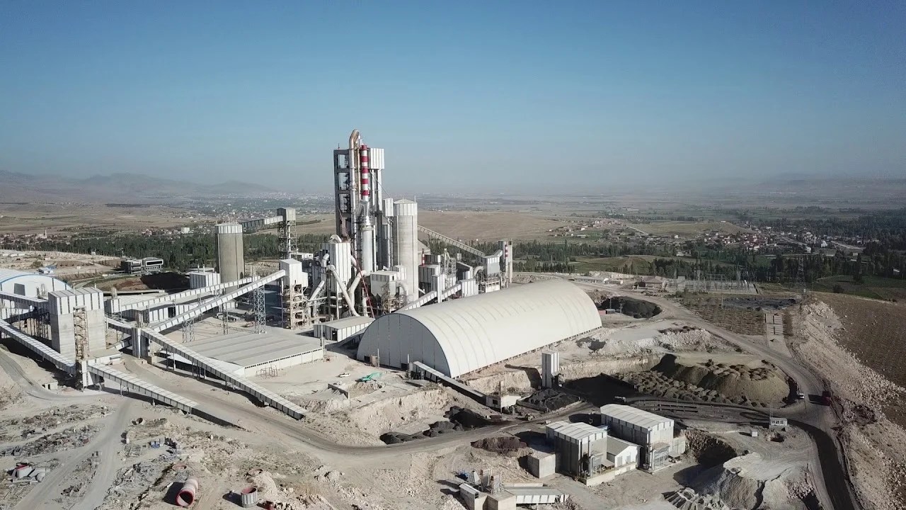 ฤฐnfo Yatฤฑrฤฑm, Afyon รimento iรงin hedef fiyat ve tavsiye belirledi Borsatek